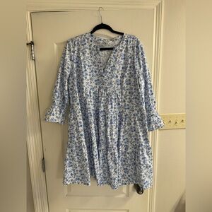 Crown & Ivy Blue and White Dress